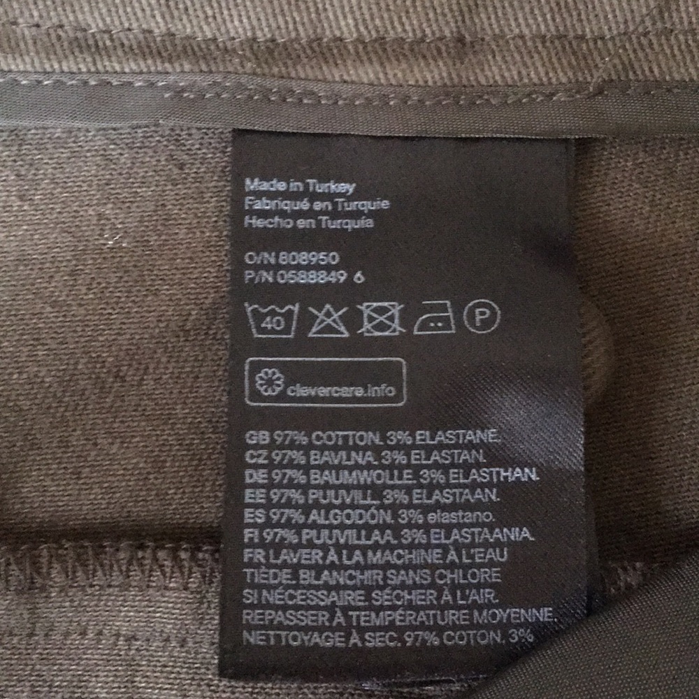 H&M cargo pants. - Picture 4 of 4